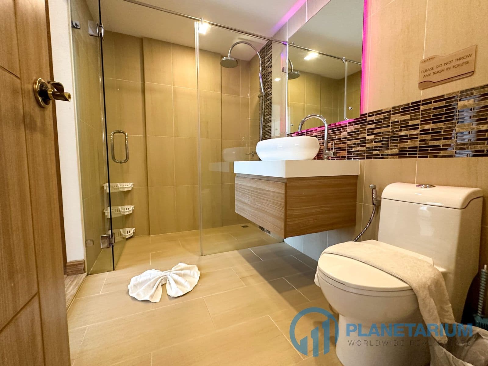 1 Bedroom Calypso Resale — photo 3