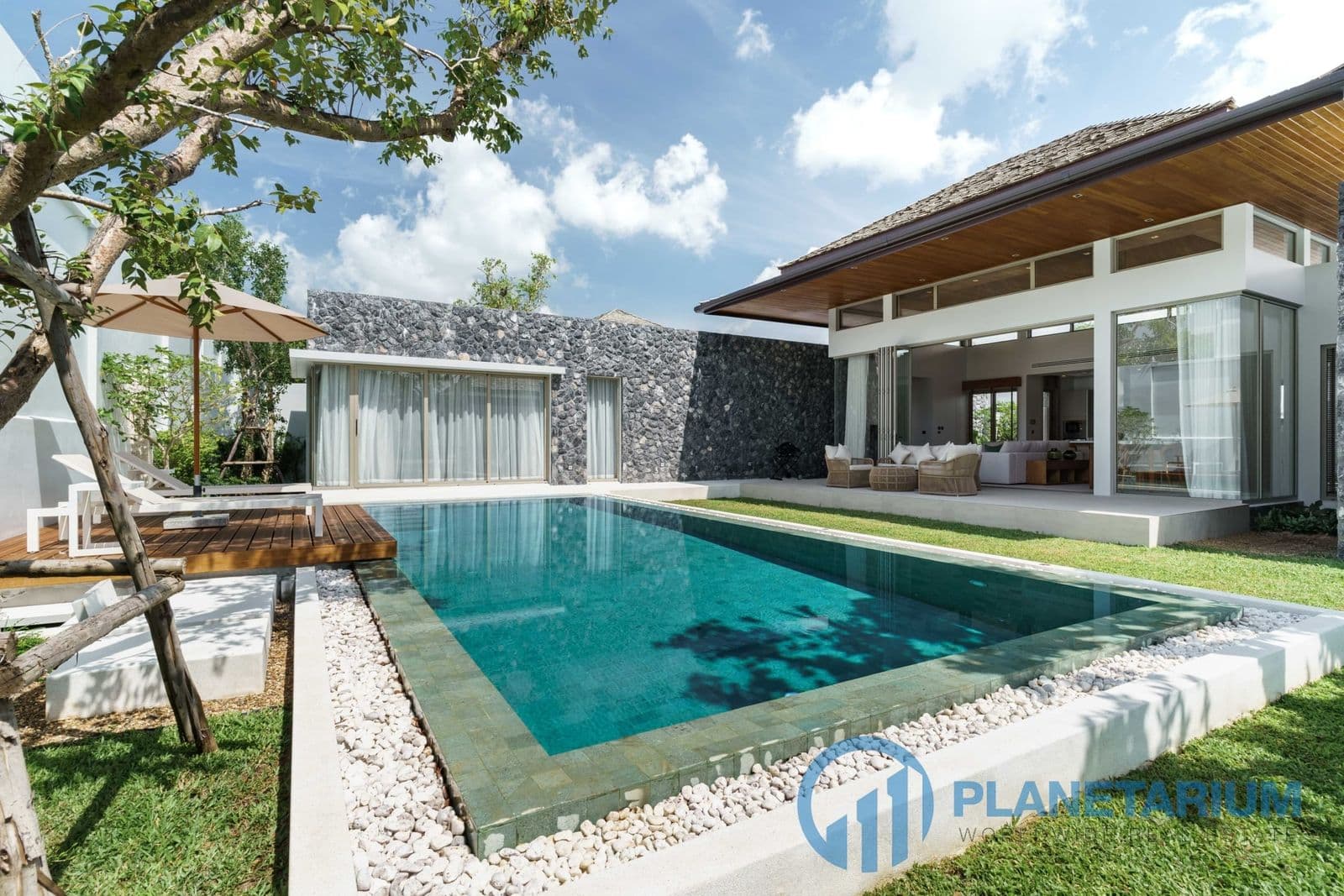 4 Bedroom Botanica Foresta Villa Resale — photo 1