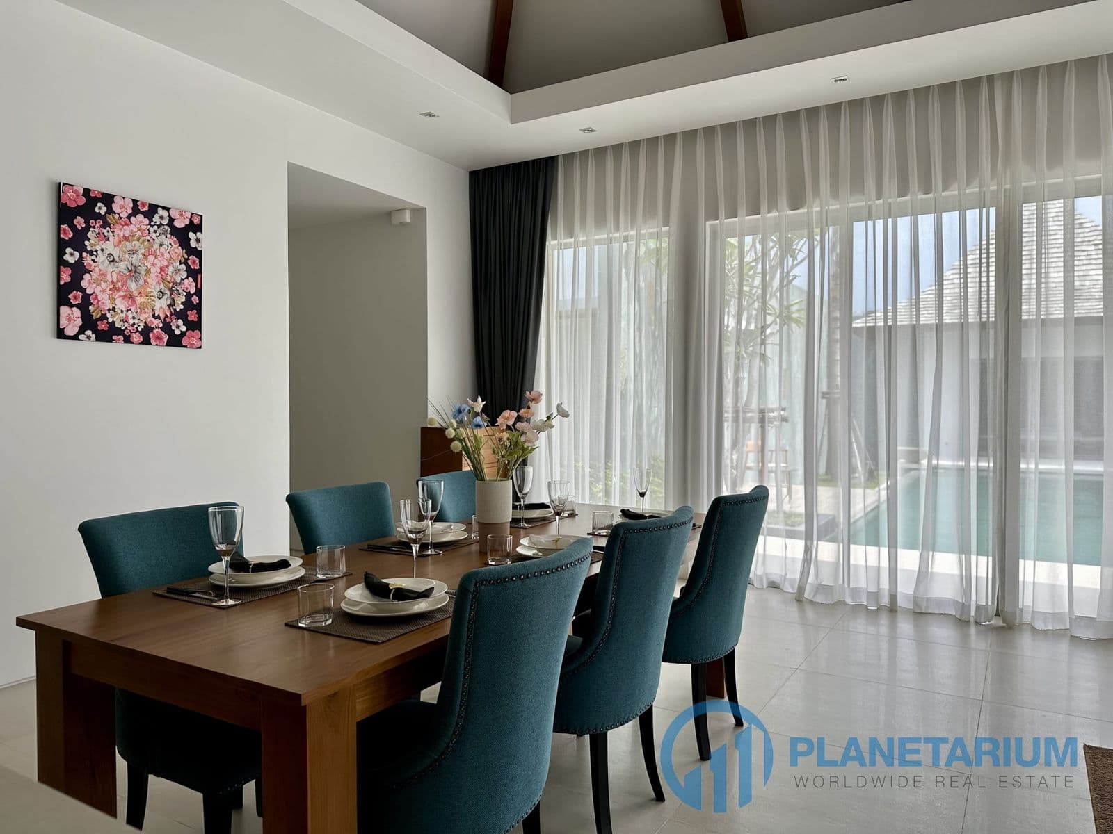 3 Bedroom Anchan Hill for rent — photo 4