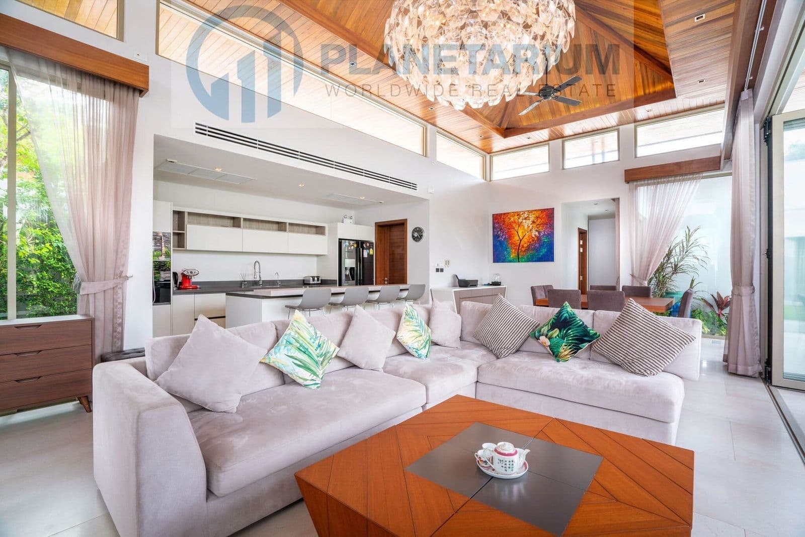 Modern luxury villa on the lake — photo 5