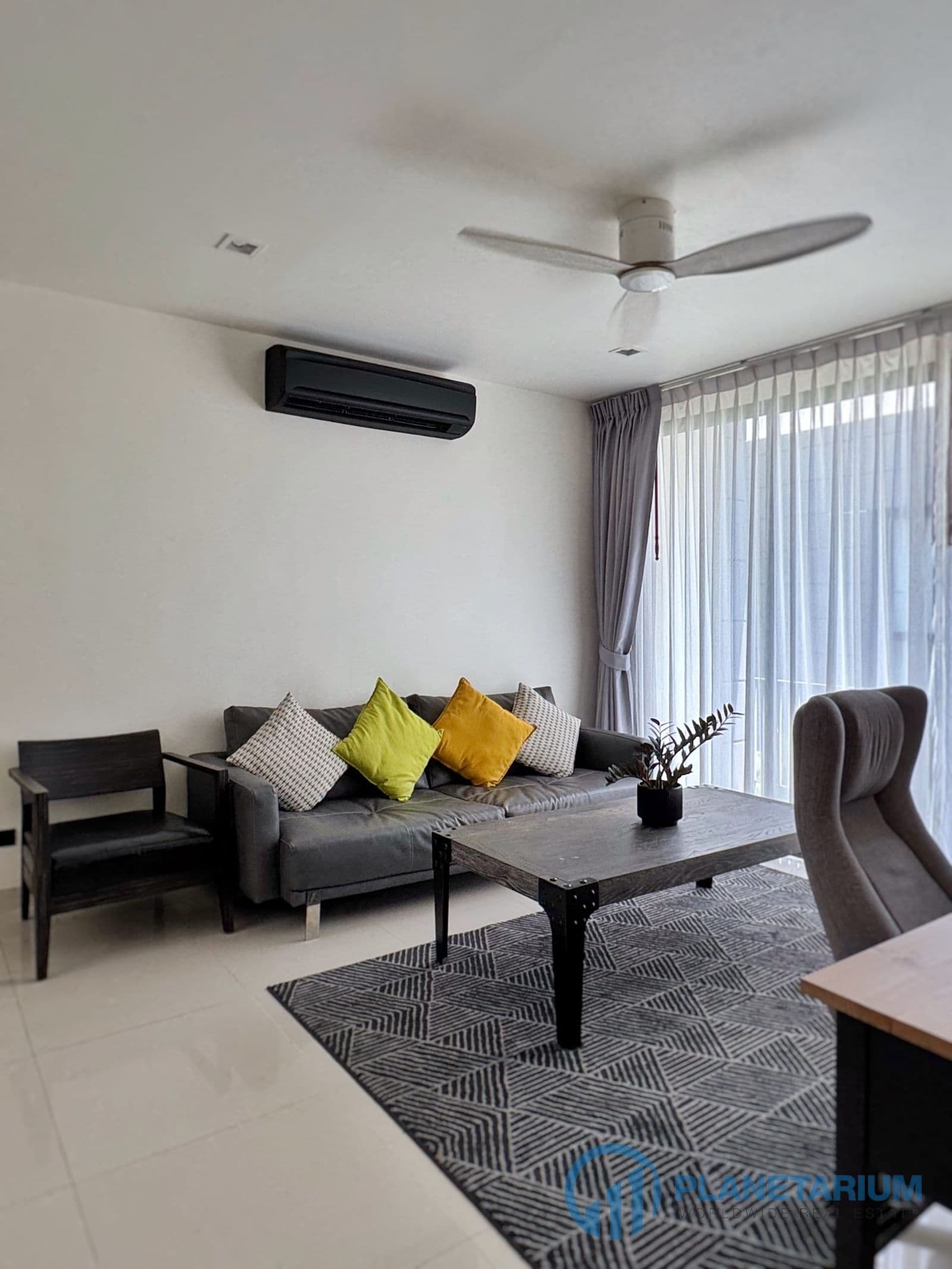 5 Bedroom Laguna park rent — photo 3
