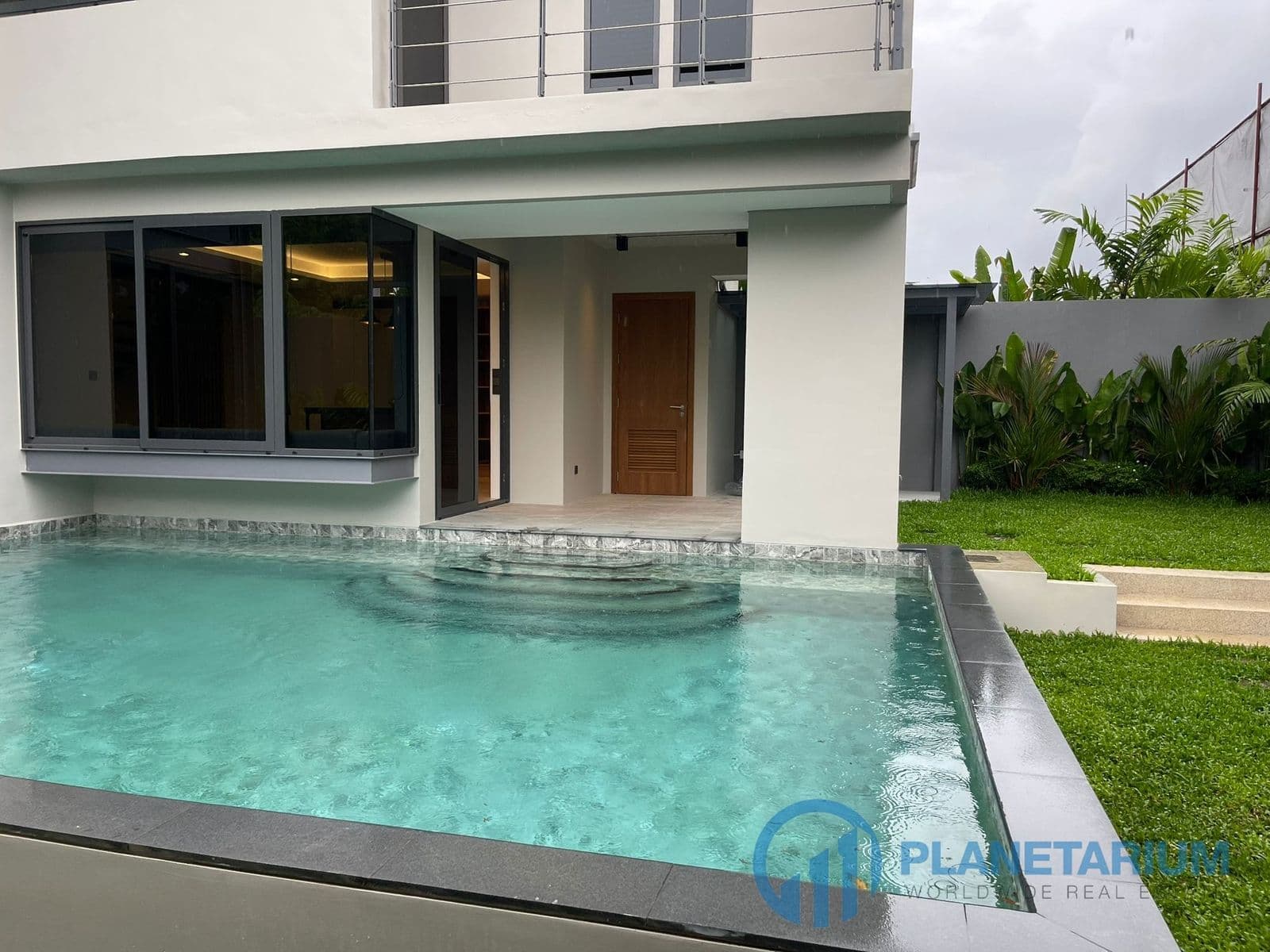 3 Bedroom Luxury Villa near Boat Avenue — photo 1