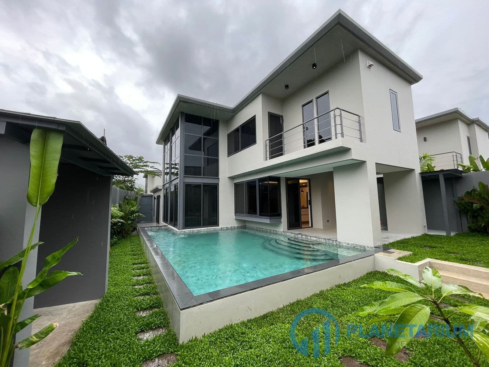 3 Bedroom Luxury Villa near Boat Avenue Rent — photo 1