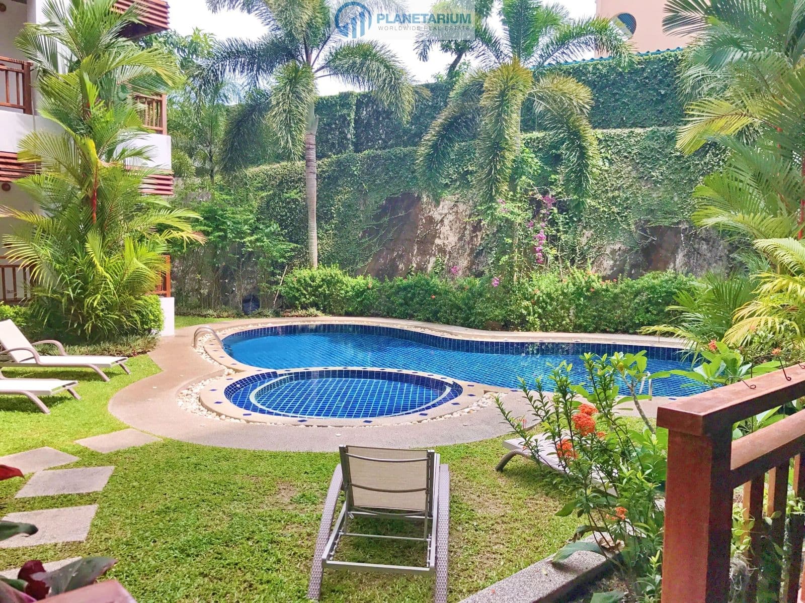 Surin 1-bedroom Apartment — photo 1