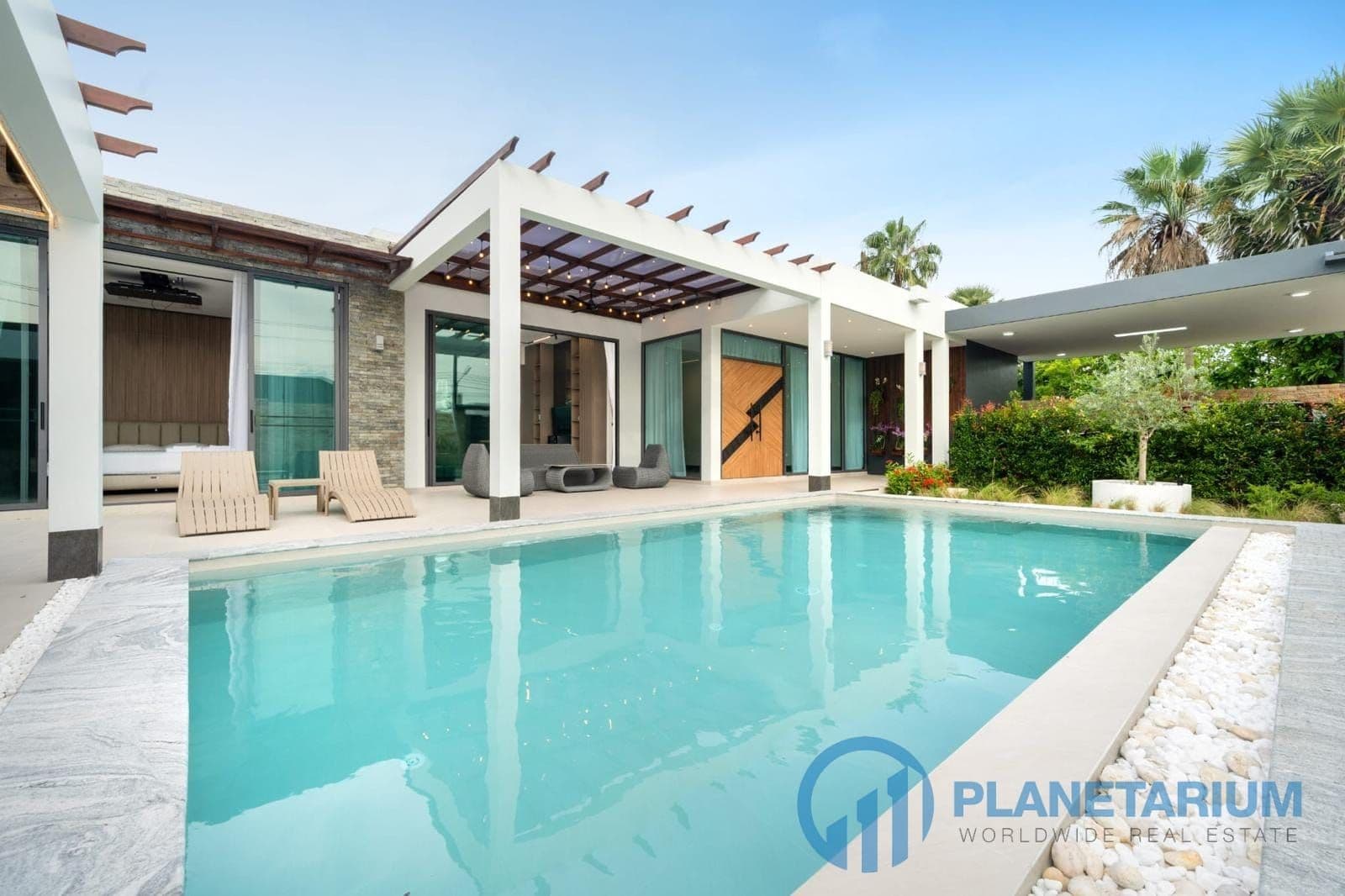 3 Bedroom Luxury villa Thalang Resale — photo 1