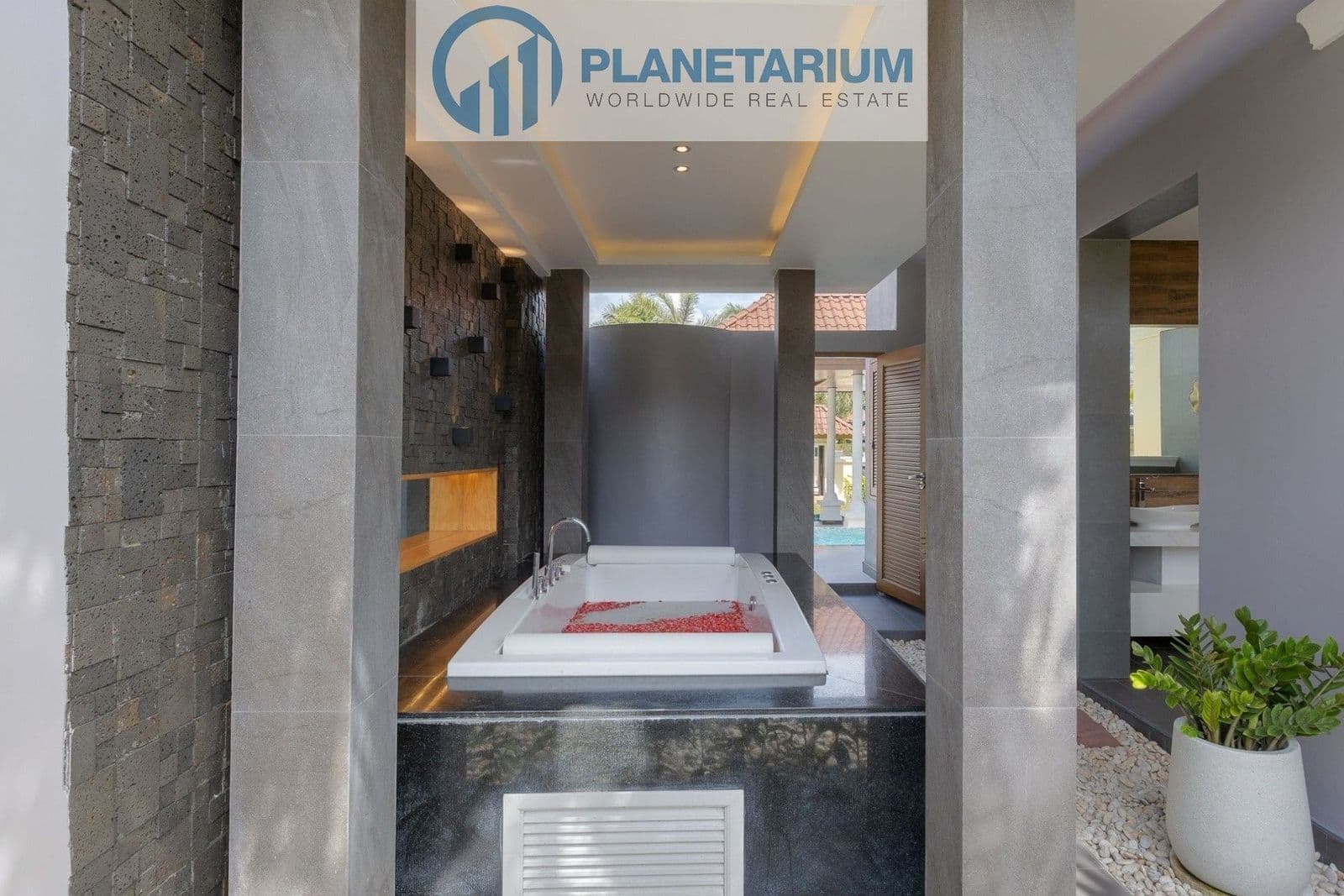 Luxury villa in Bang Tao Beach — photo 5