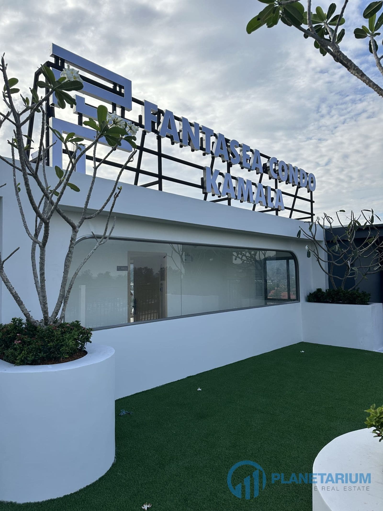 Residential complex Fantasea Condo Kamala 2 Bed Resale — photo 3