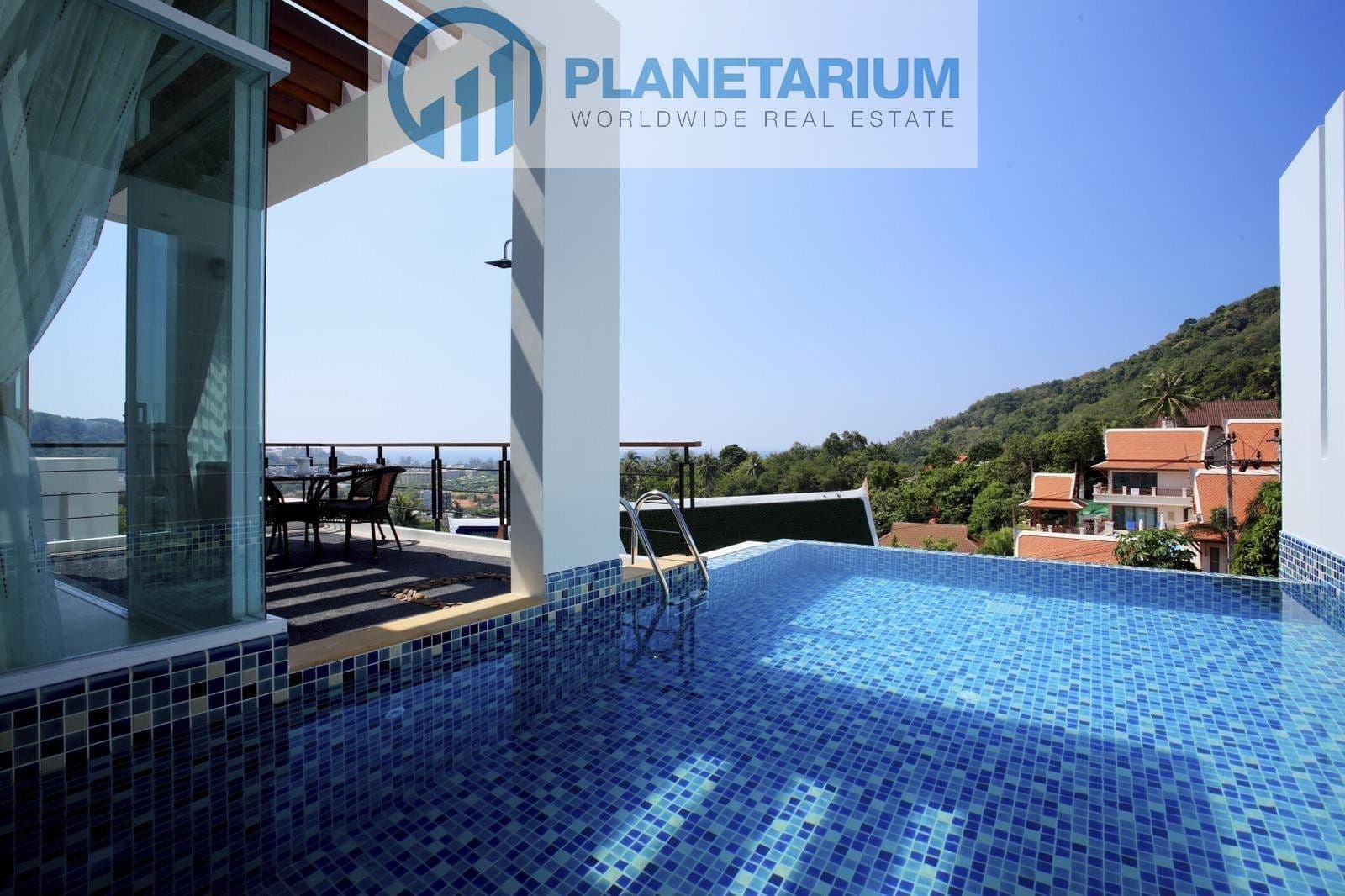 Sea view villa in Kata Beach — photo 2