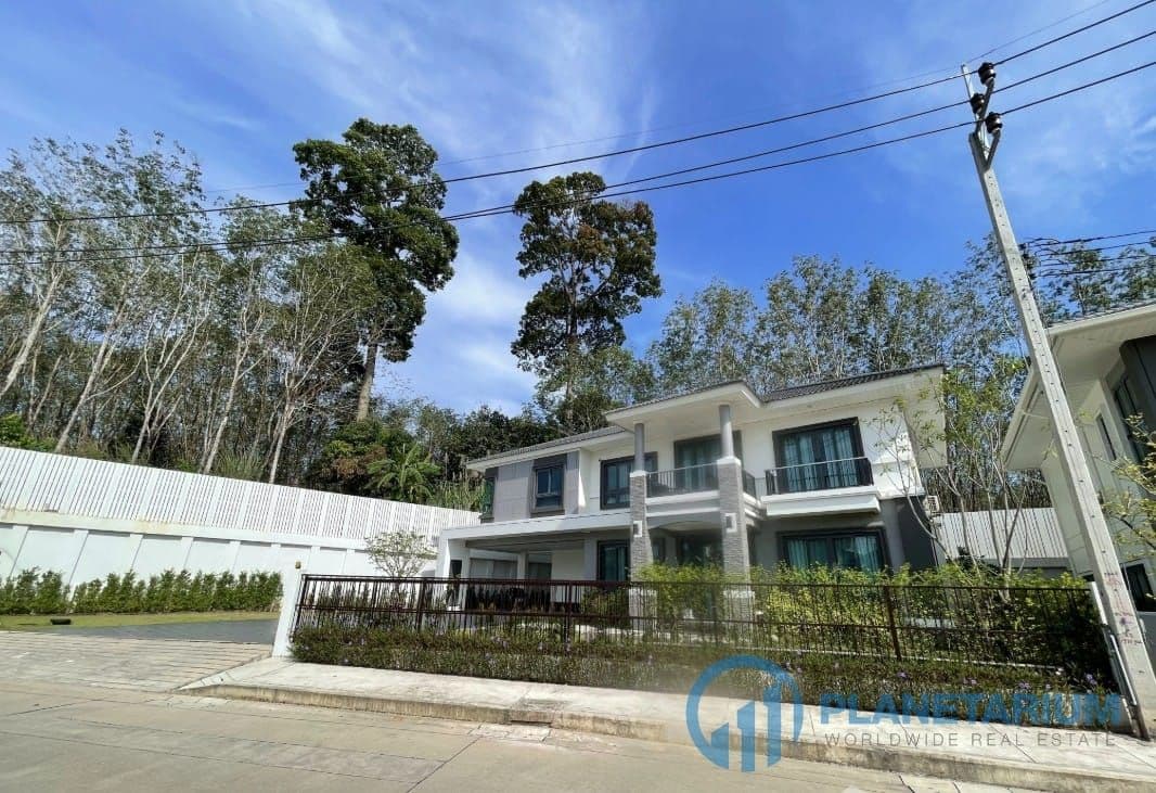 4 Bedroom Supalai palm spring resale — photo 2
