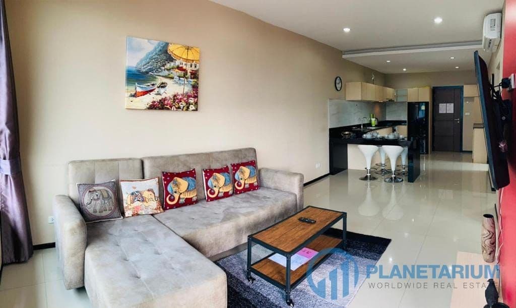 2 Bedroom Naiharn condo resale — photo 4