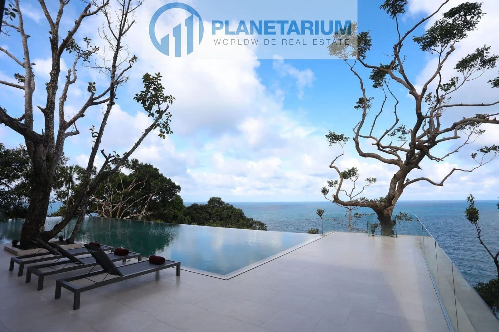 Stunning villa with five bedrooms on Kamala beach — photo 1