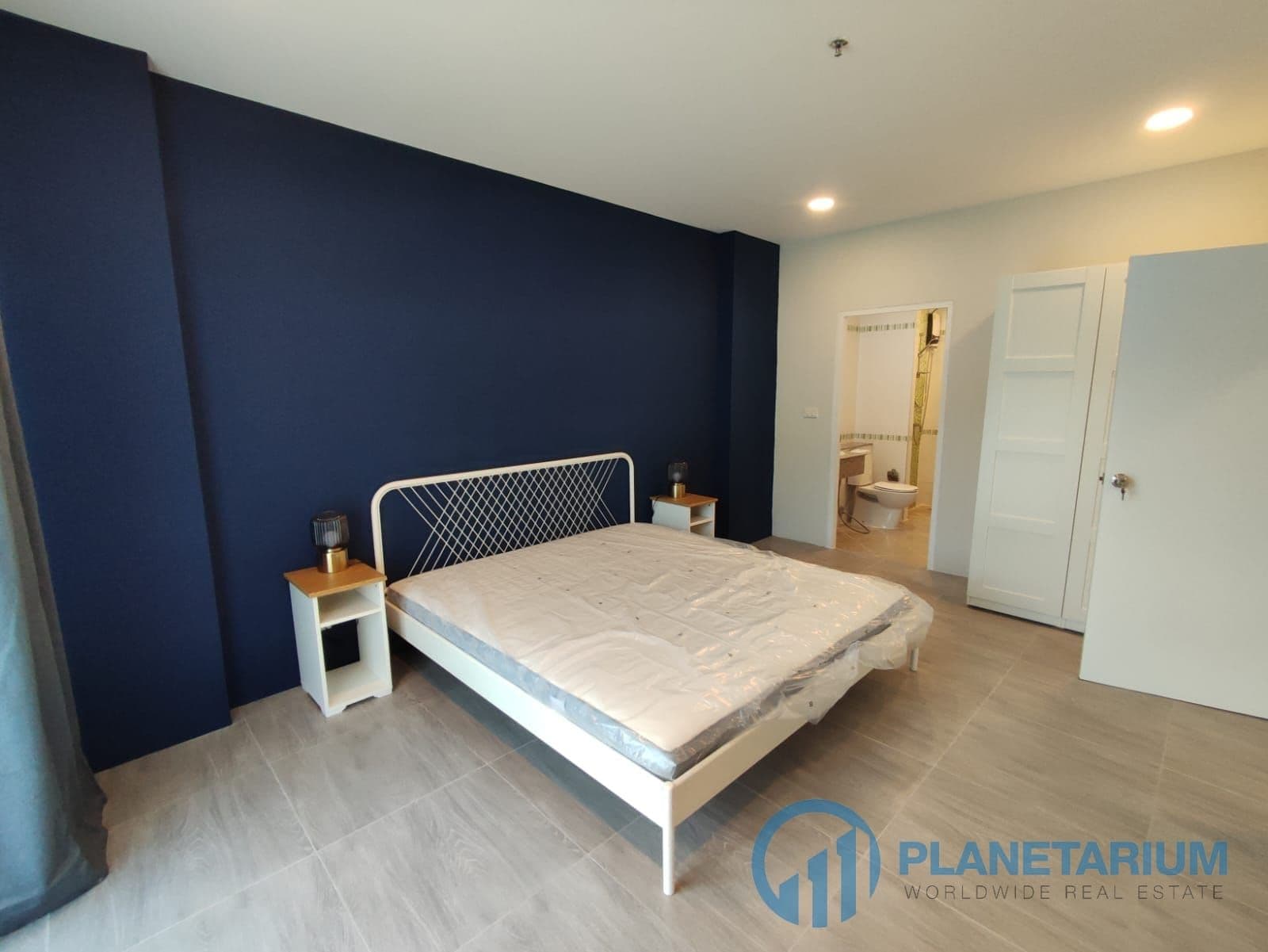 3 Bedrooms apartment near Central Festival Rent — photo 1