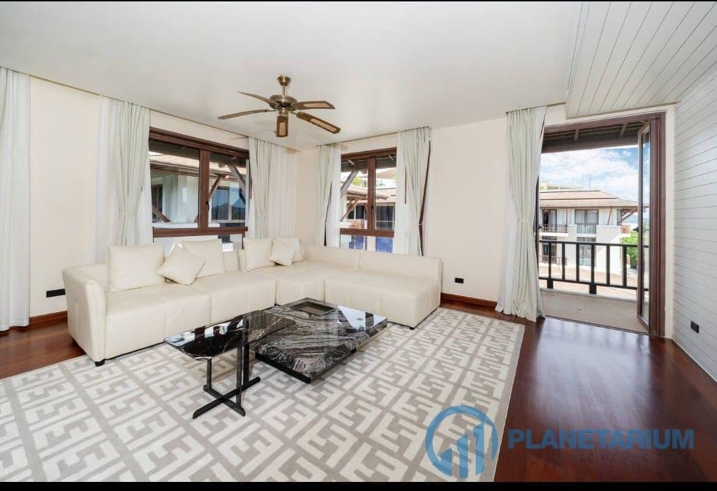 4 Bedrooms Penthouse Royal Marina for rent — photo 1
