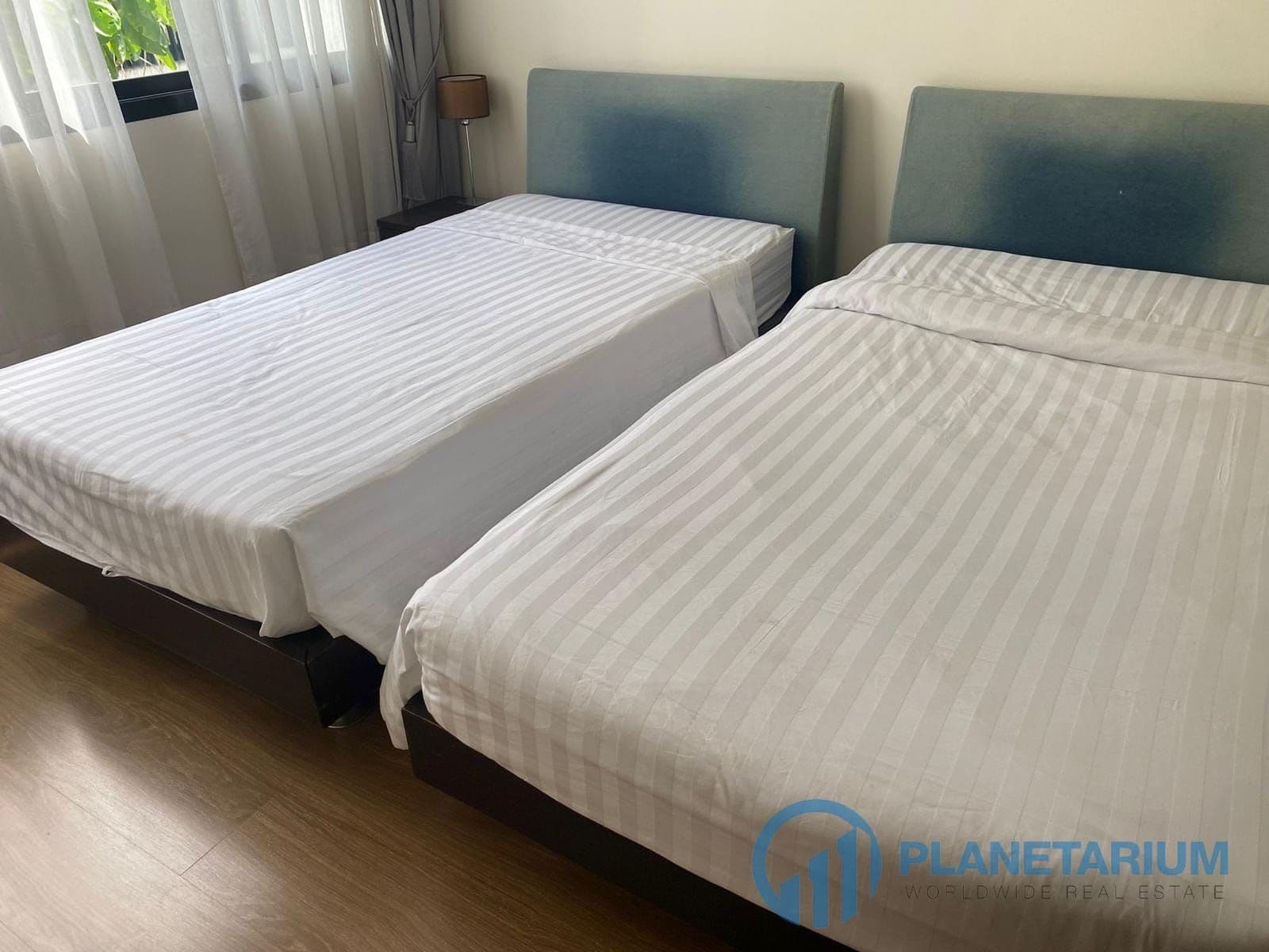 3 Bedrooms Laguna Home Resale — photo 3