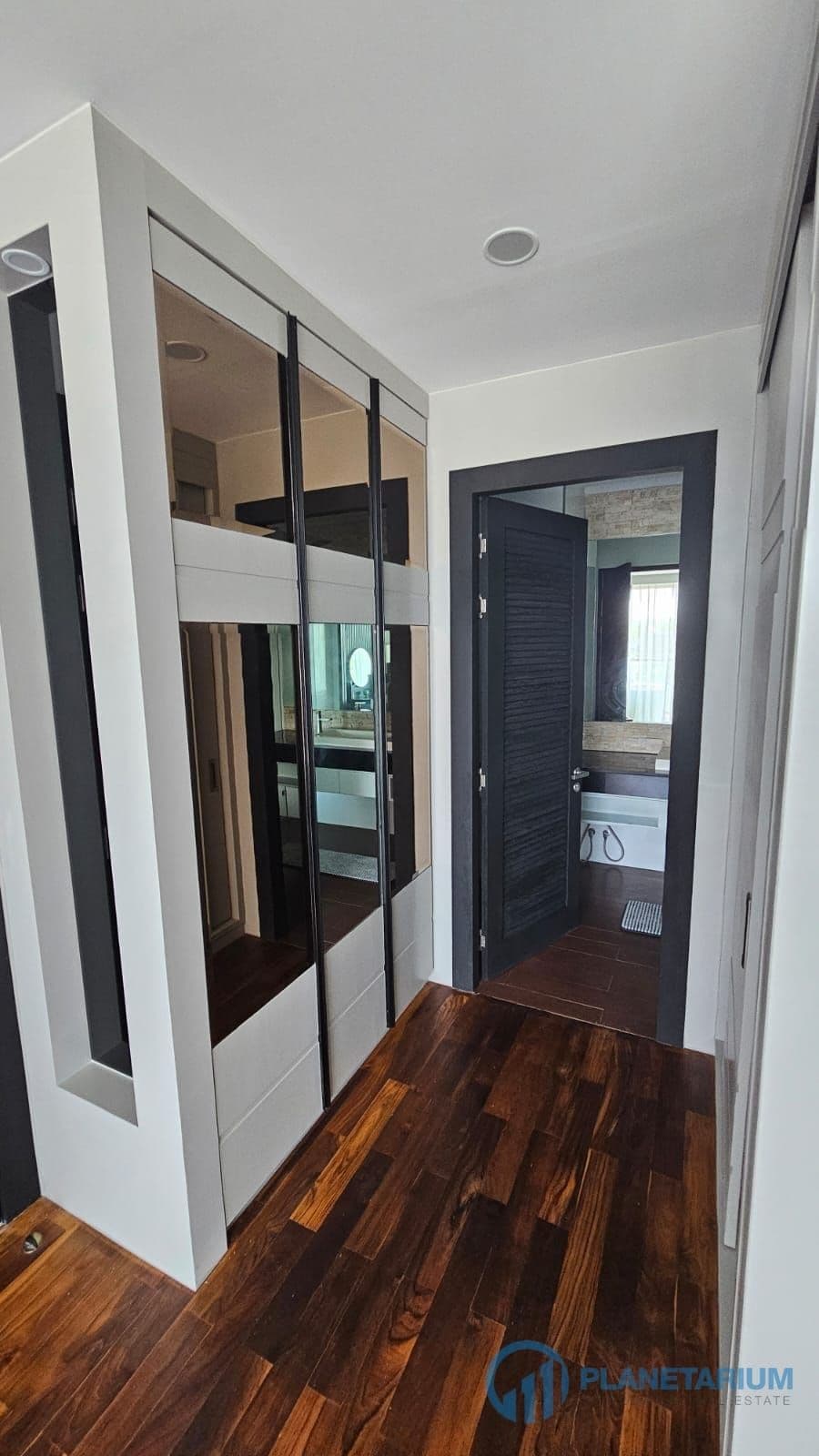 Building A 1 Bed Regent Bangtao Resale — photo 4