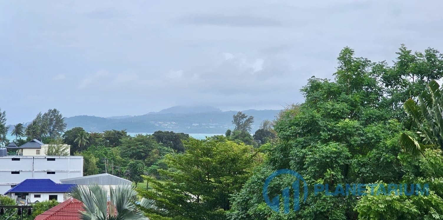 2 Bedroom Sunsuri Surin Resale — photo 3