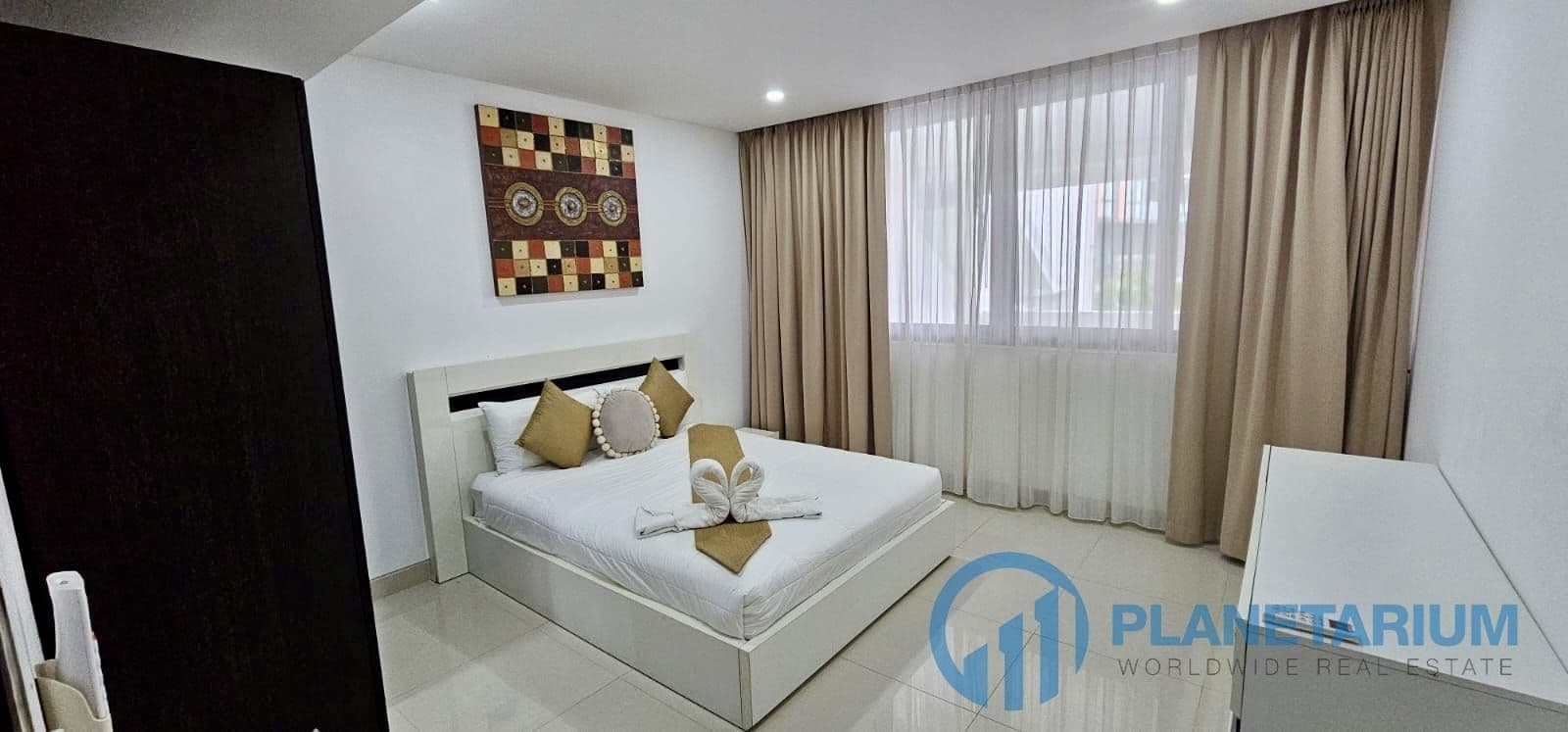 2 Bedroom Sunsuri Surin Resale — photo 5