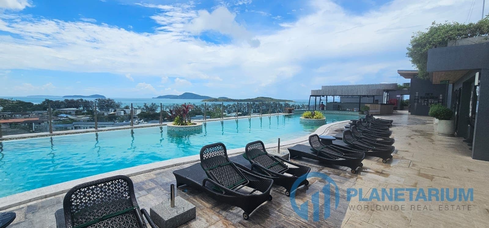 1 Bed Calypso Condo resale — photo 3