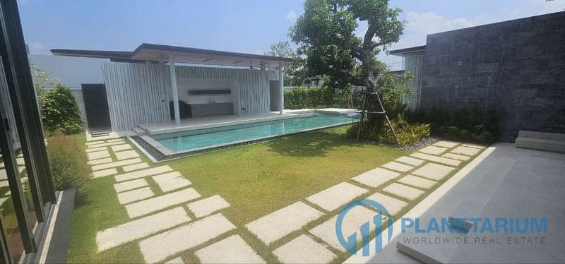 4 Bedrooms Botanica Forestique resale — photo 1