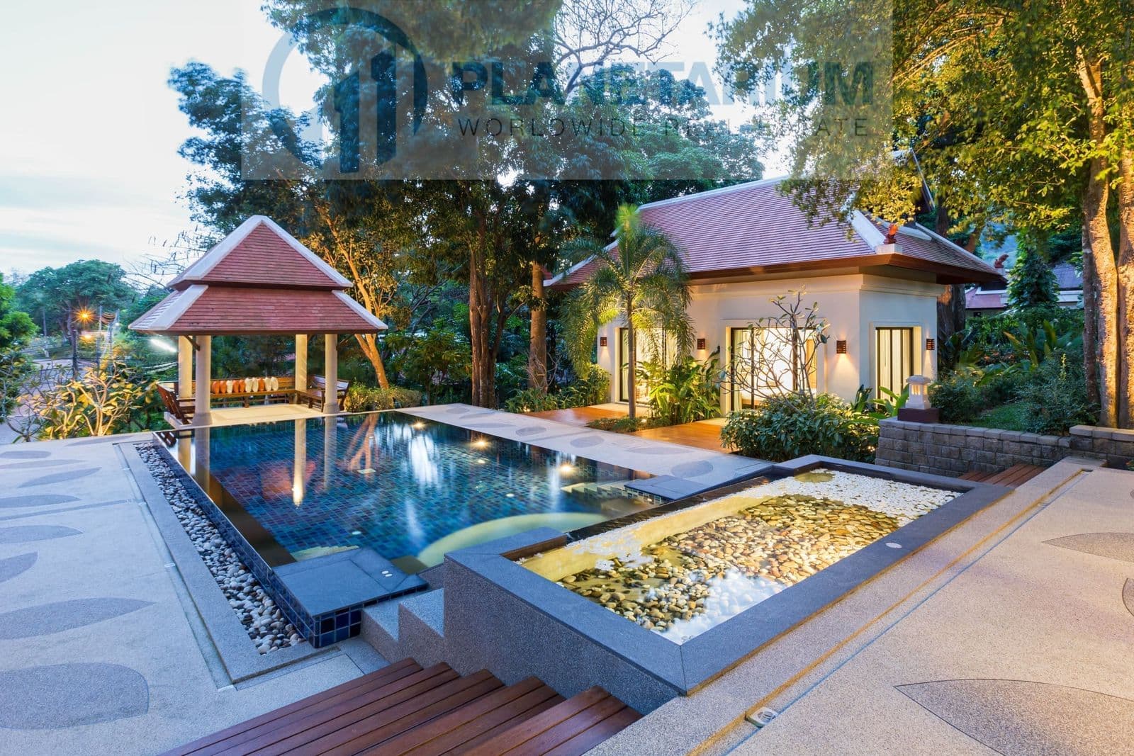 Villa in Nai Harn 2 — photo 1