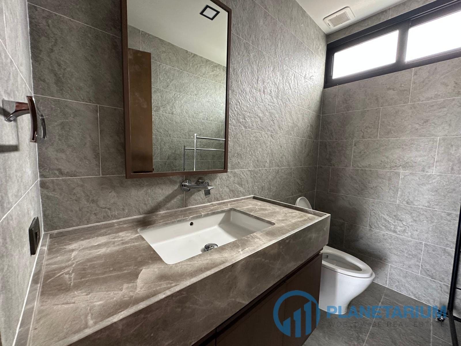 3 Bedrooms Sea View Villa Layan Resale — photo 4
