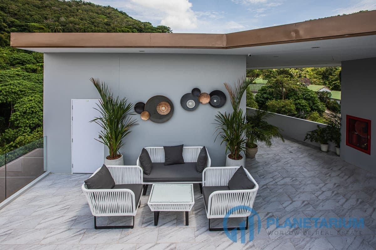1 Bedroom Palmetto karon resale — photo 2