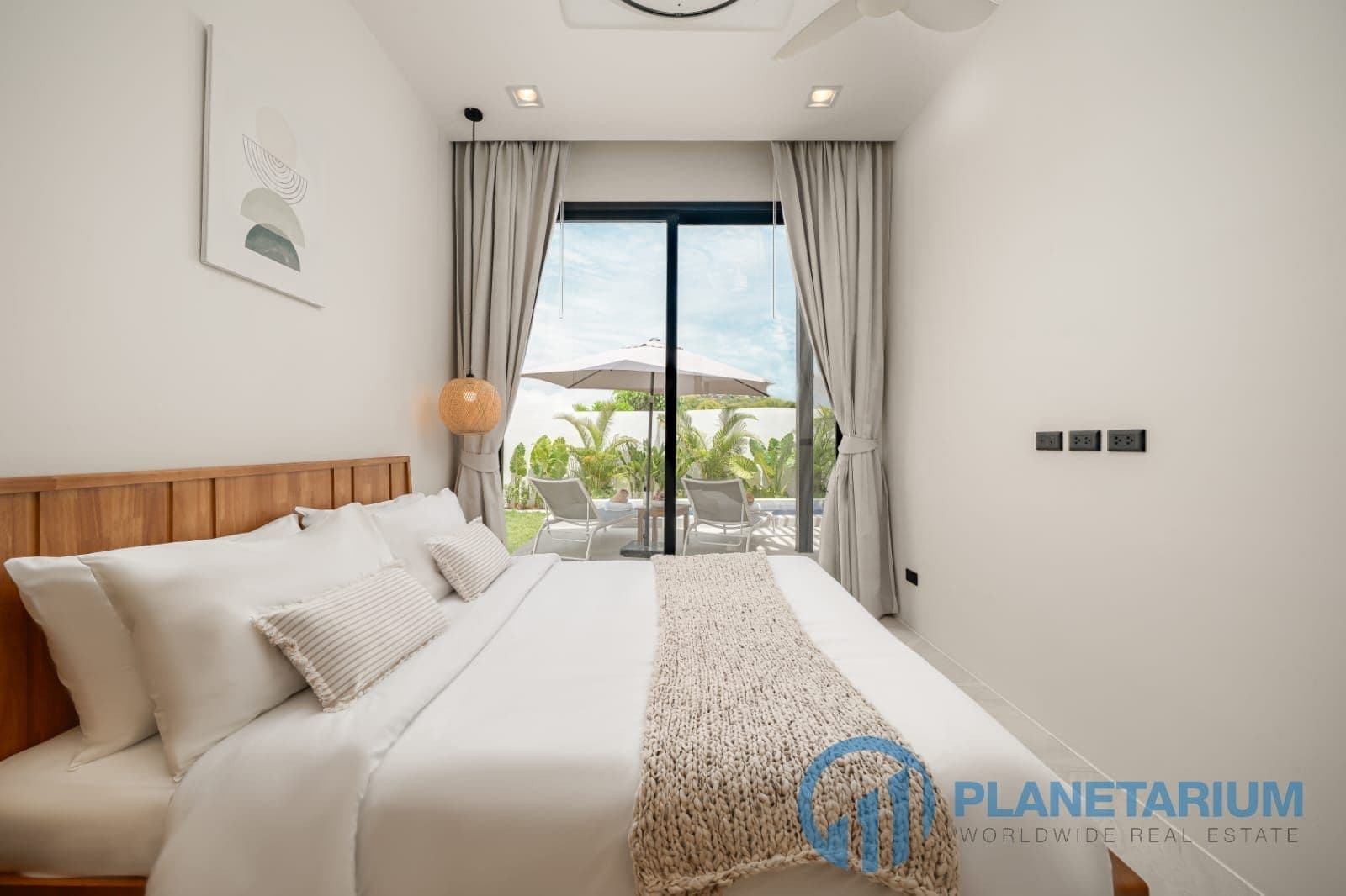 3 bedroom Sunrise Garden villa resale — photo 5