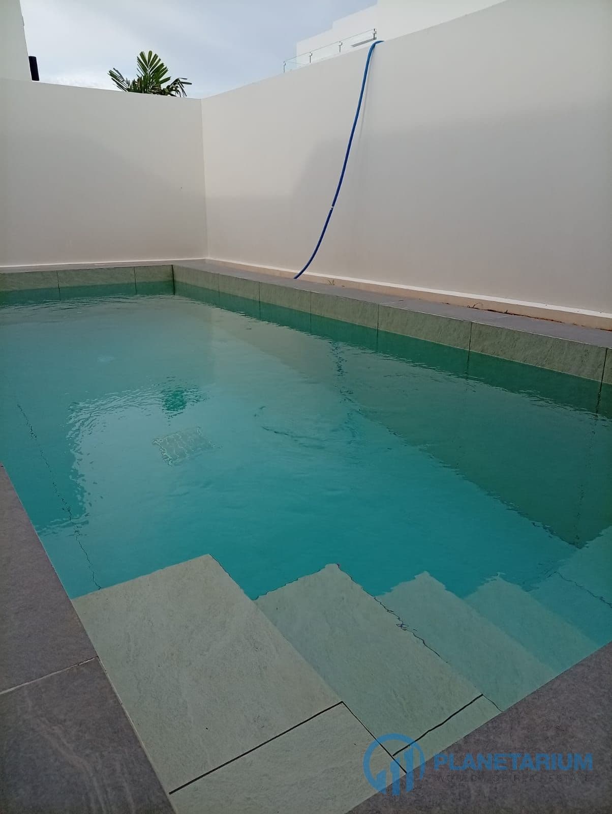3 Bedrooms Sunrise Palms resale — photo 4