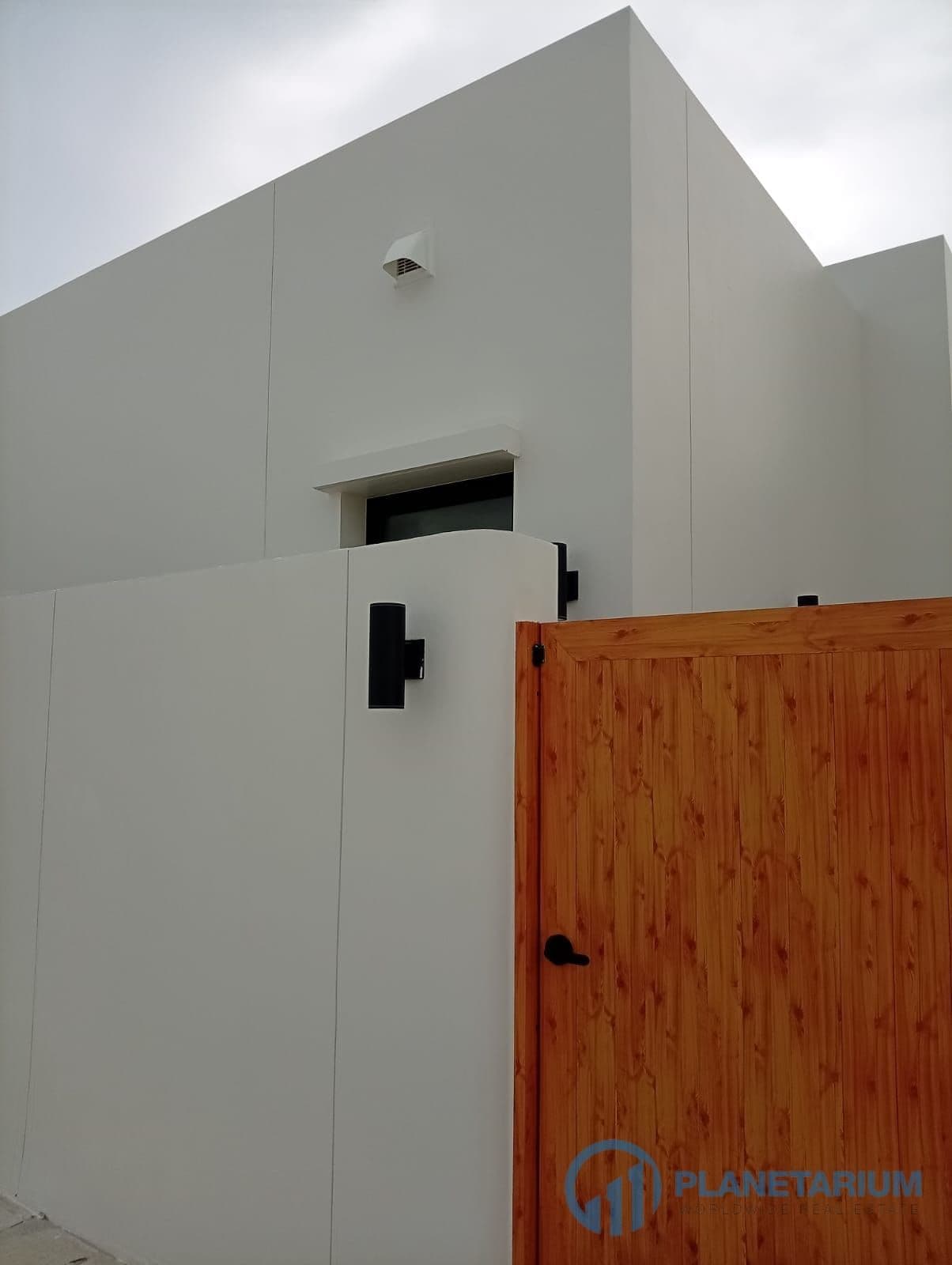 3 Bedrooms Sunrise Palms resale — photo 5