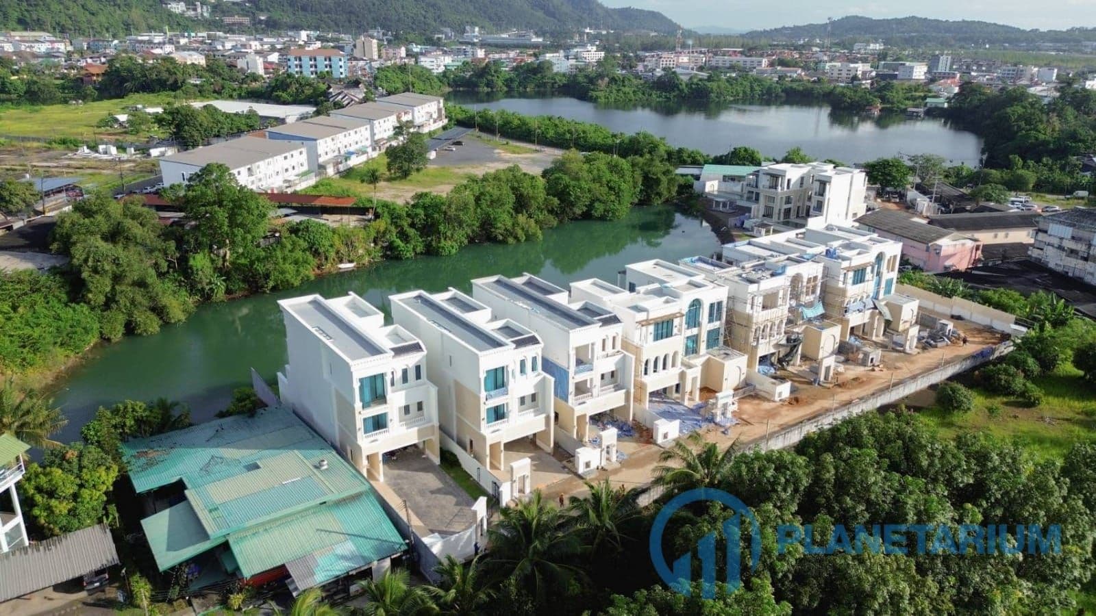 5 Bedrooms Luxury villa in phuket town resale — photo 2