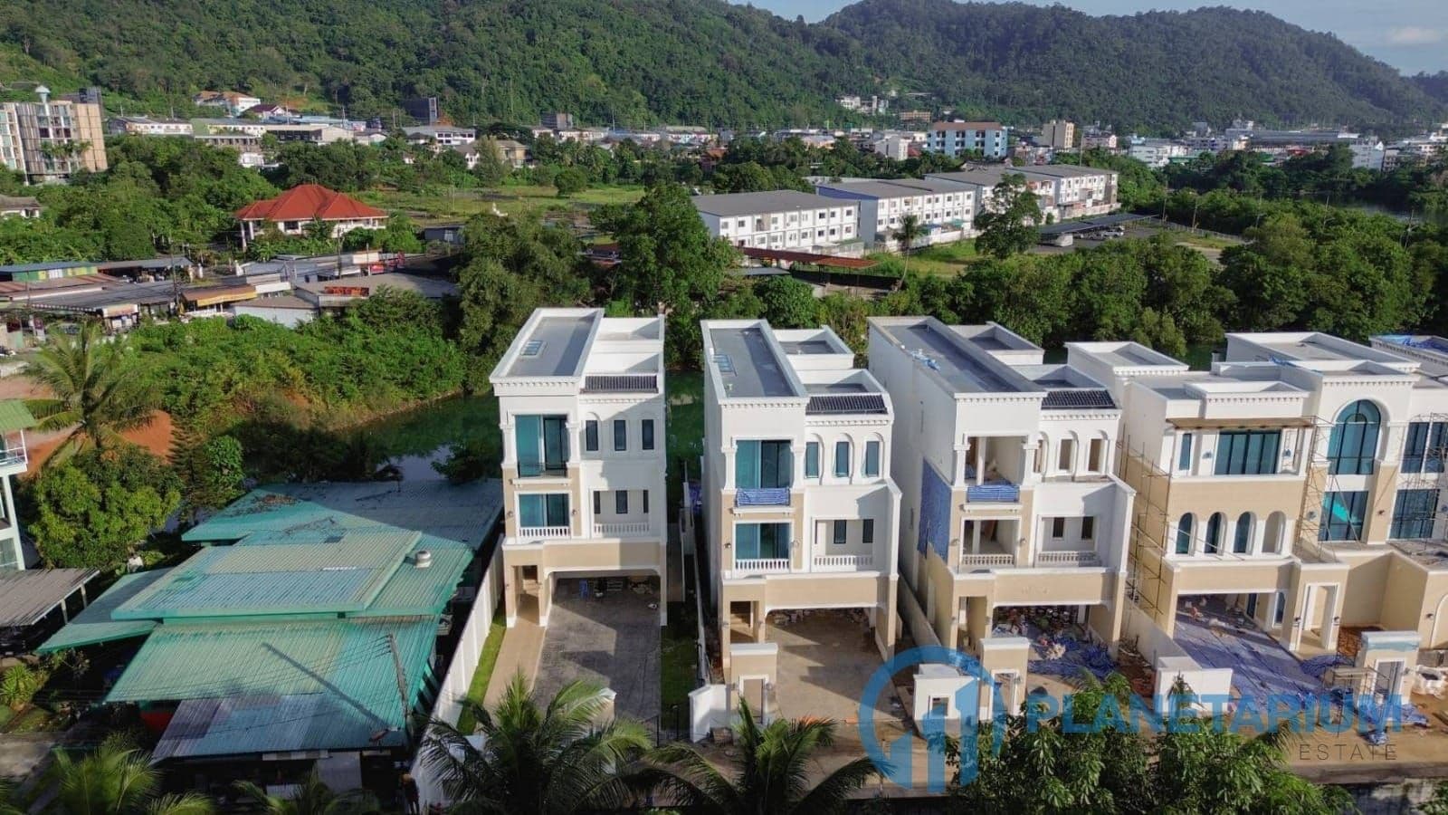 5 Bedrooms Luxury villa in phuket town resale — photo 3