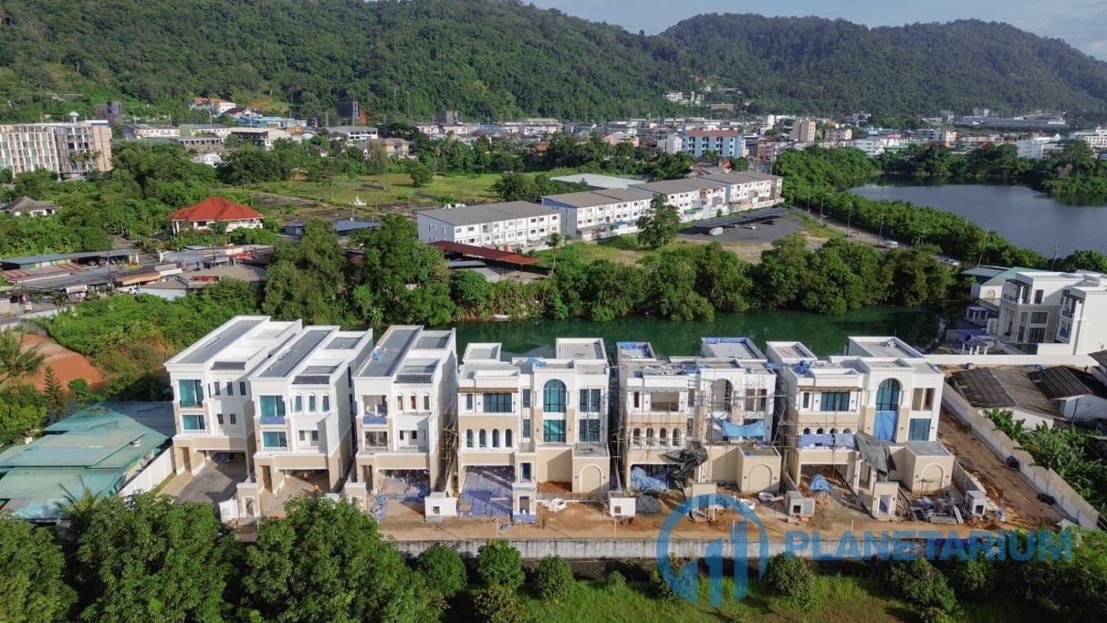 5 Bedrooms Luxury villa in phuket town resale — photo 4