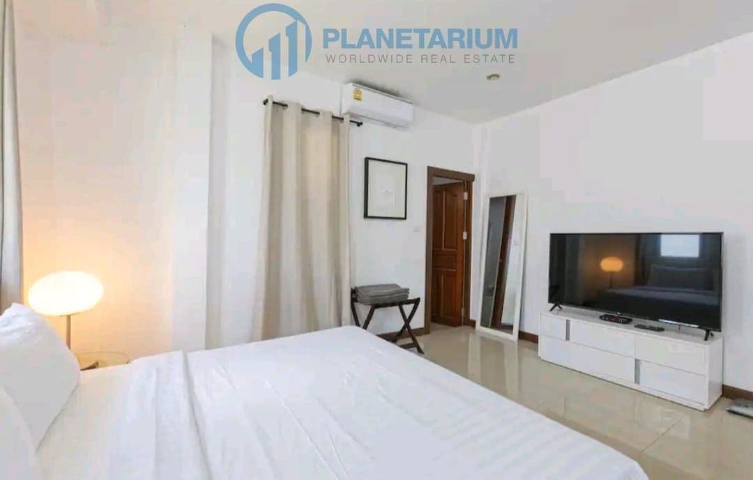 Beautiful 3 bedrooms villa for rent in Bang Tao Beach — photo 4