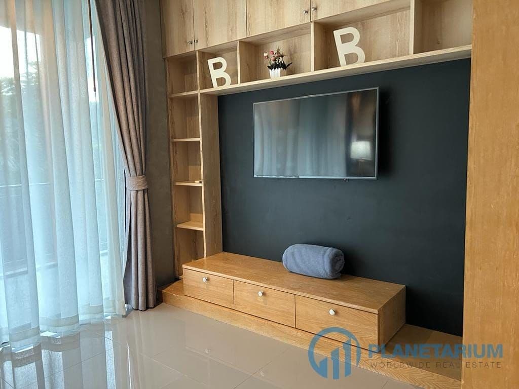 1 Bed Relife windy resale — photo 2