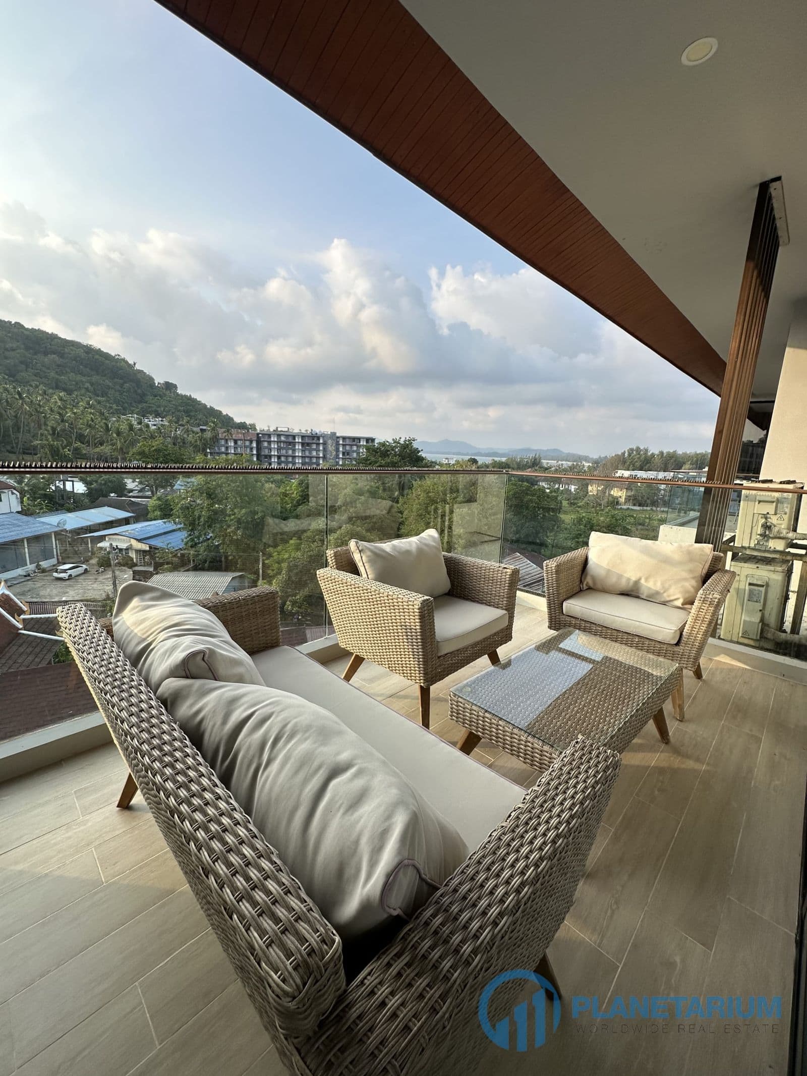 1 Bed Palymrah surin resale — photo 4