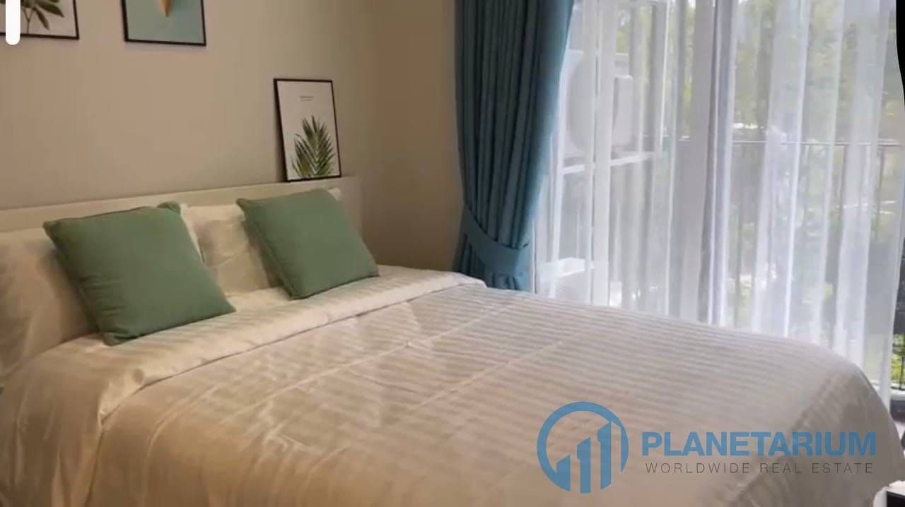 2 Bedroom Skypark Resale — photo 2