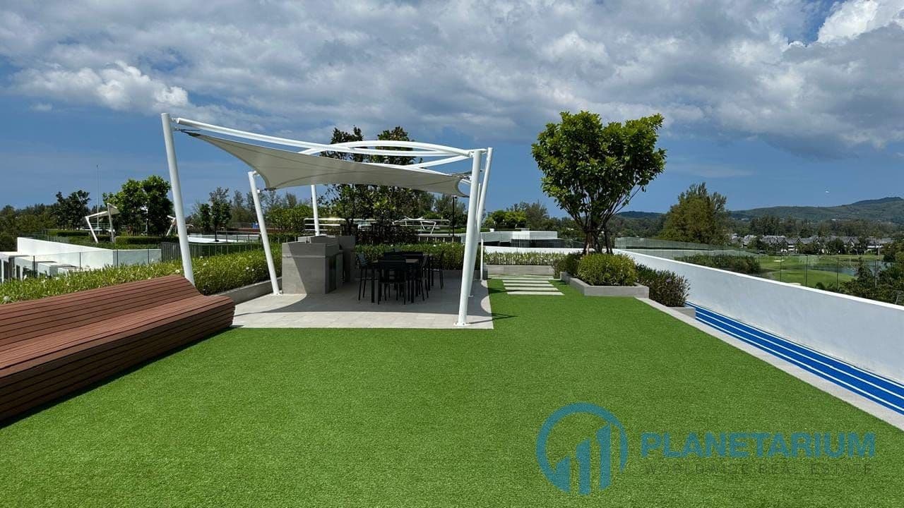 Laguna Skypark 2 Bed 2 Bath Resale — photo 2