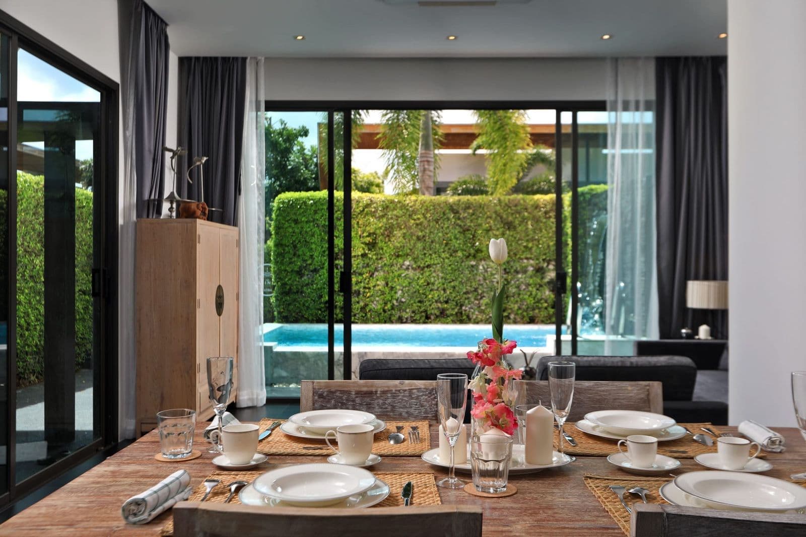 Family Pool Villa in Chalong — photo 2