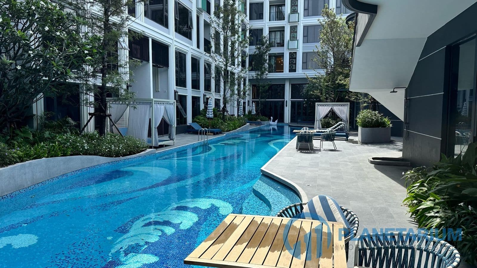 2 Bedrooms Bellevue Lagoon Resale — photo 1