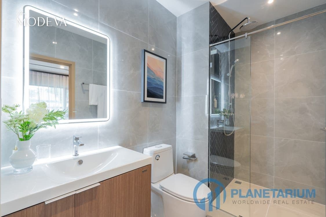 2 Bedrooms Modeva resale — photo 2