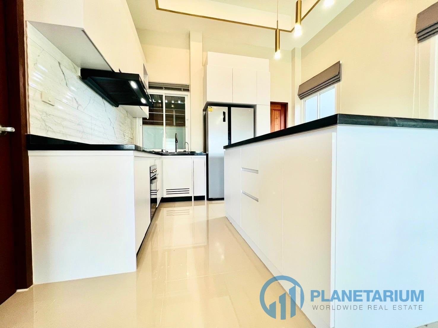3 Bedrooms Ananda Lake View for rent — photo 4