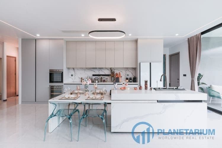 4 Bedroom Larima Villa — photo 4