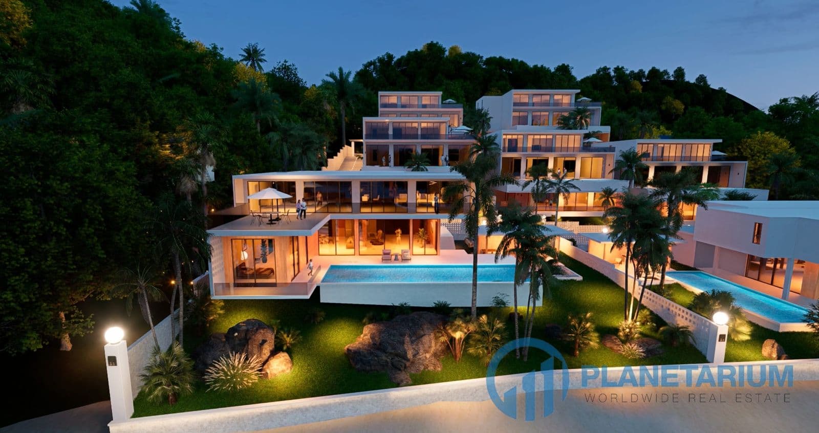 Luxury villa beachfront at panwa beach — photo 1