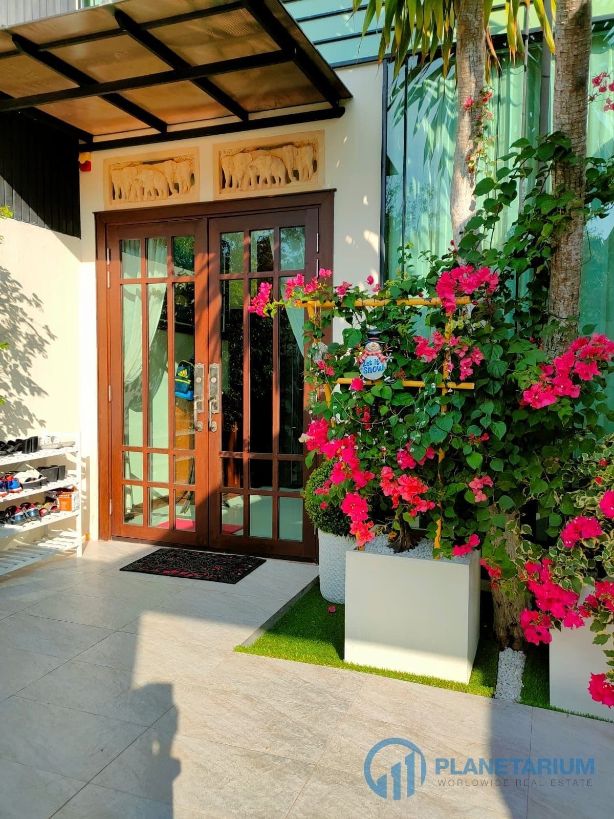 3 Bedrooms Bangtao Secret Garden Villa Resale — photo 5