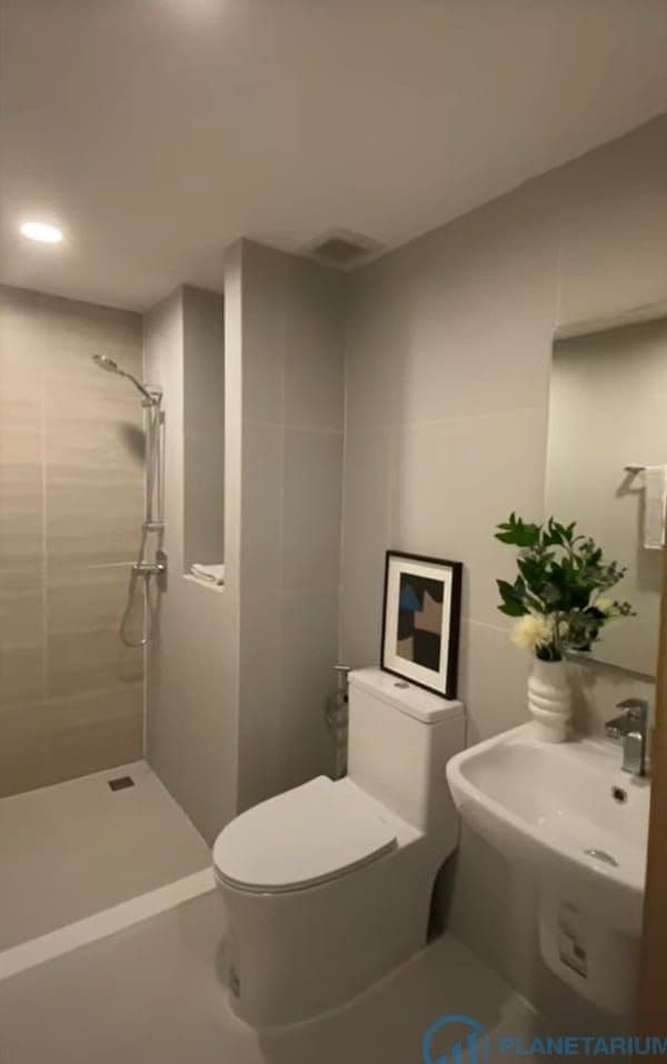 1 bed Origin central resale — photo 5