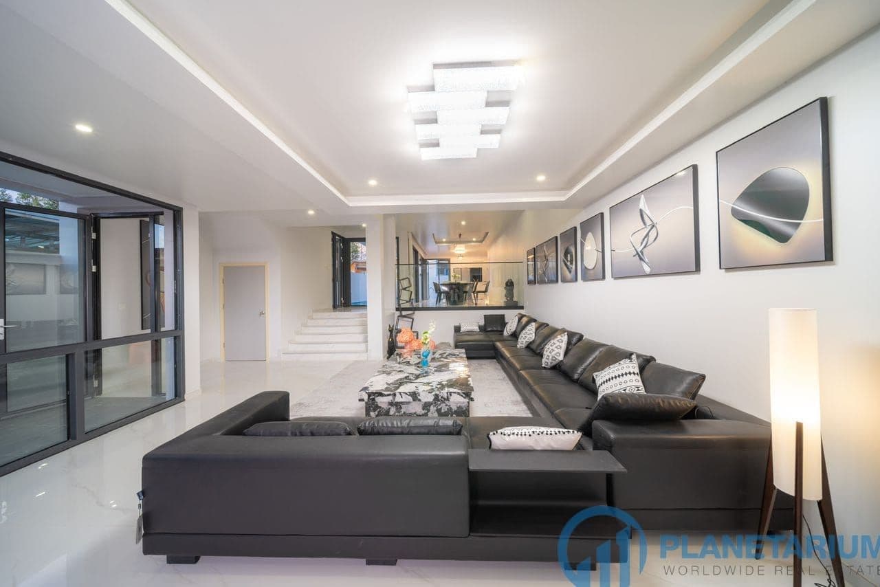 Bangtao private brand new pool villa — photo 4