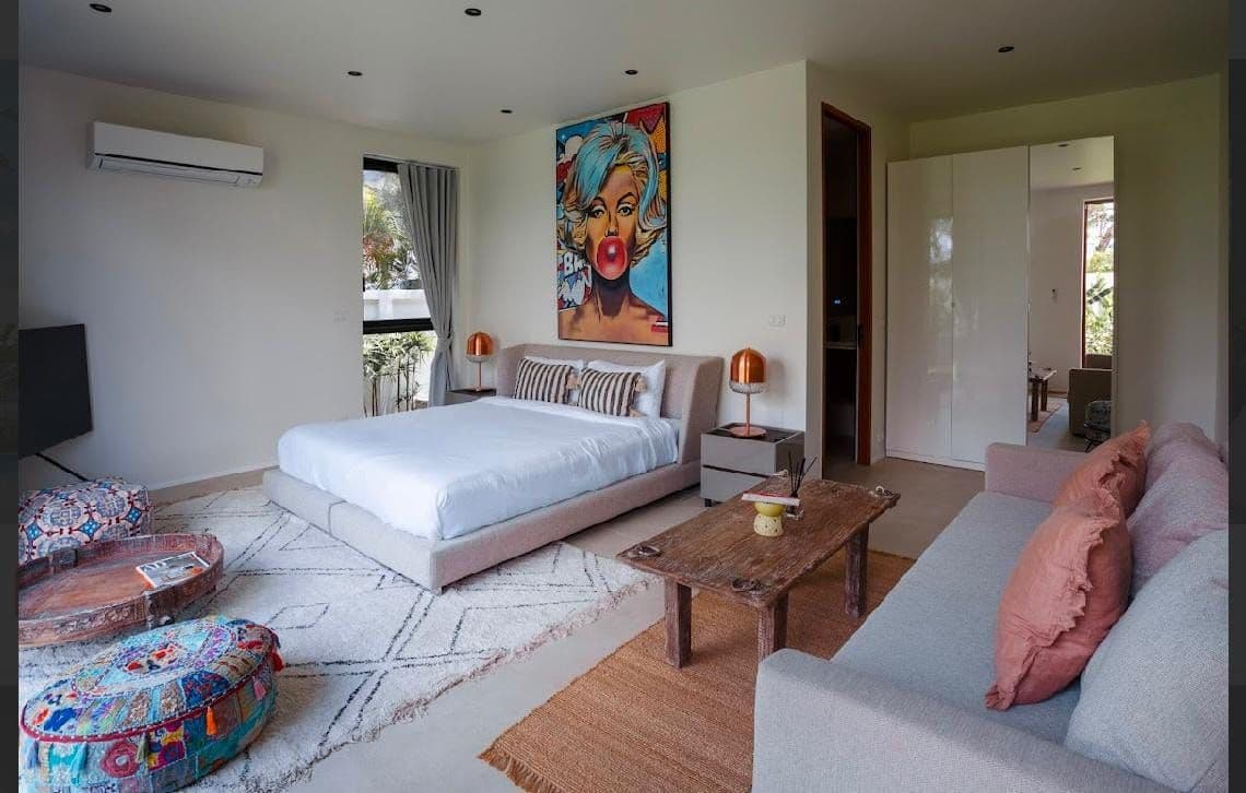 5 Bedrooms Laguna home Resale — photo 4