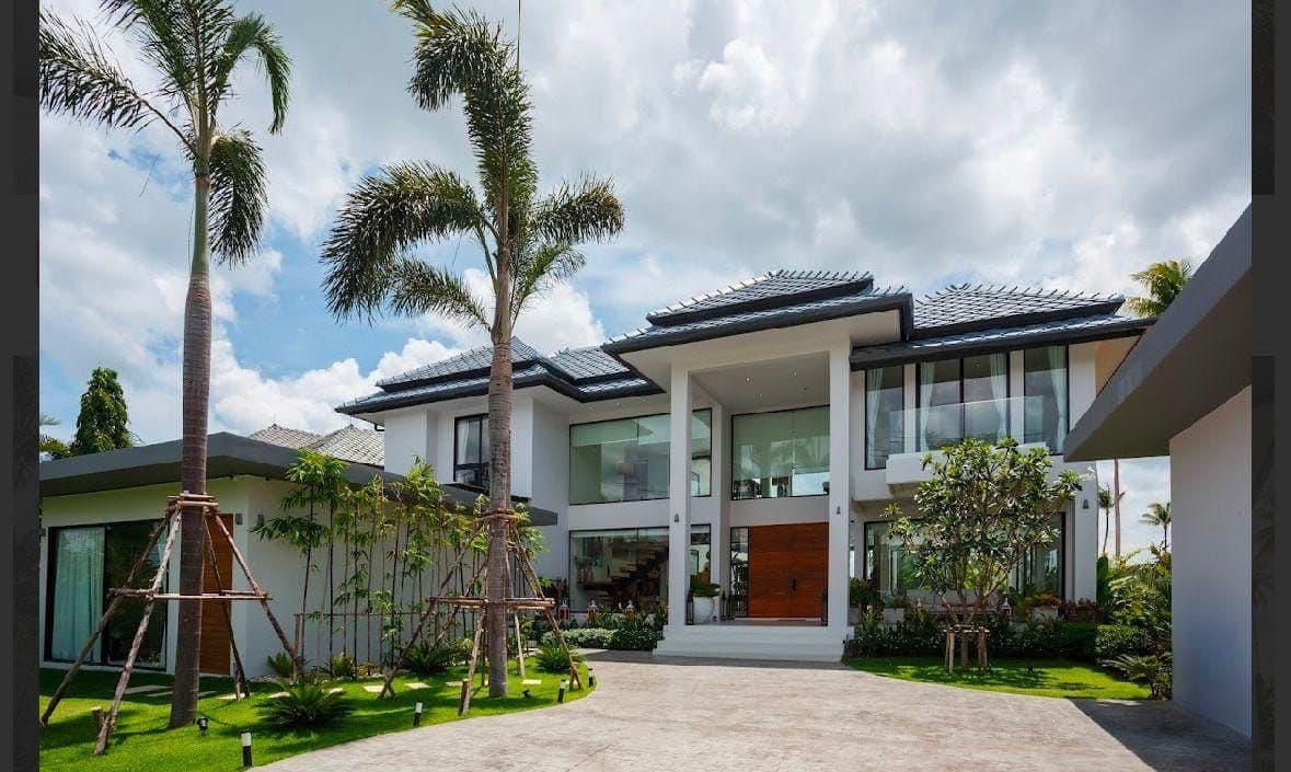 5 Bedrooms Laguna home Resale — photo 3