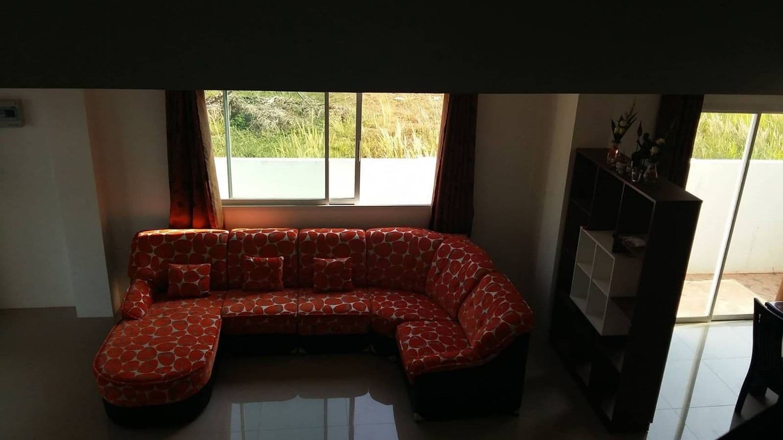 2 Bedroom house near boat avenue resale — photo 3