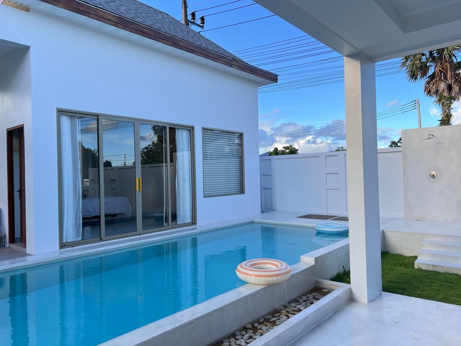 4 Bedroom Ananda Lake View resale — photo 2